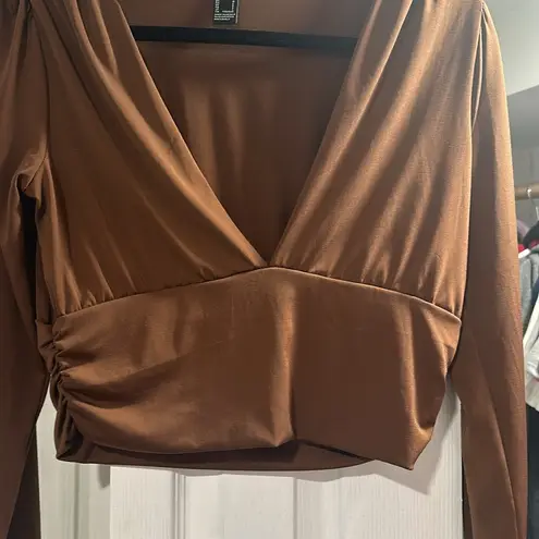 Forever 21  Long-Sleeve Plunging Crop Top - Brown size large