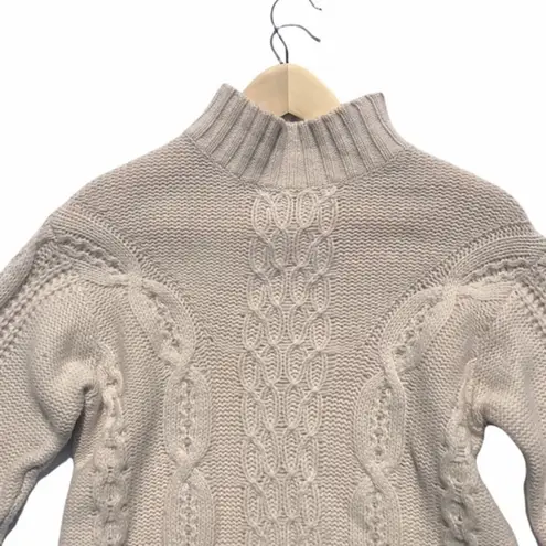 Tahari Cream Cable Knit Lambs Wool Sweater