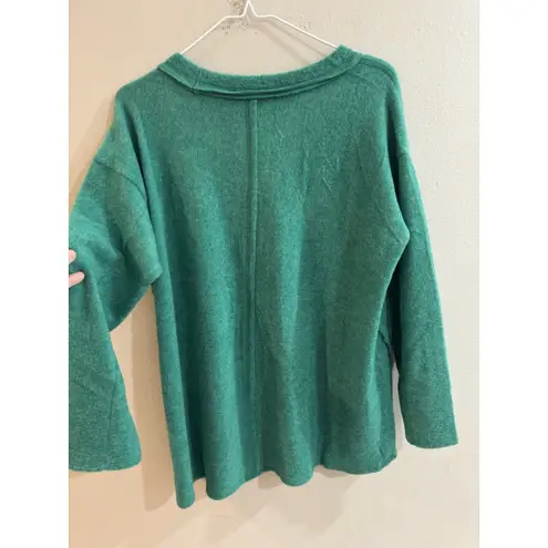 Zenana Outfitters Soft Cozy Melange Sweater Large/XL Christmas Green