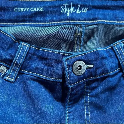 Style & Co  Curvy Capris Size 4