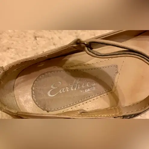 Women's Earthies by Earth Capri Taupe Nubuck Maryjane Flats SZ 6.5 Tan