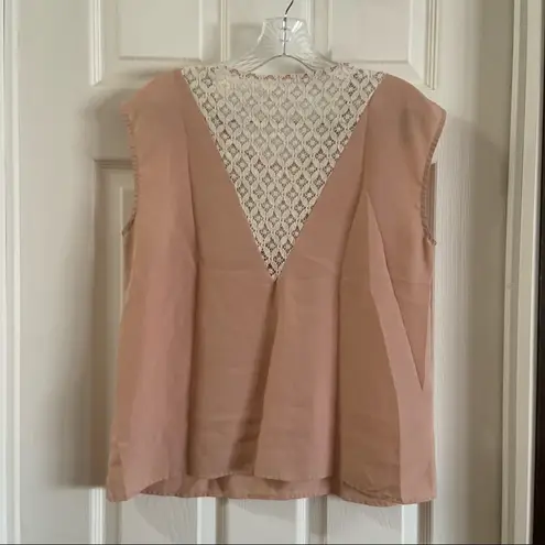 Maison Jules  Peach/Cream Lace Accent Blouse Medium