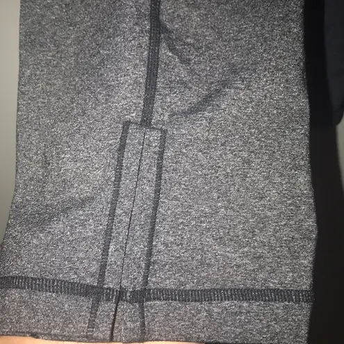 Lululemon -  Athletica Belt it Out Cropped leggings