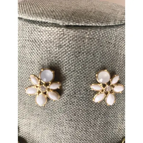 Avon Vintage White Opal Cluster Necklace Earrings Set Bridal Statement Jewelry Gold