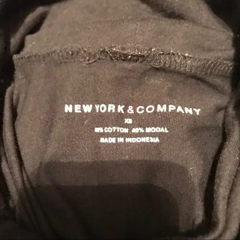 New York & Company Black Turtleneck Sz XS