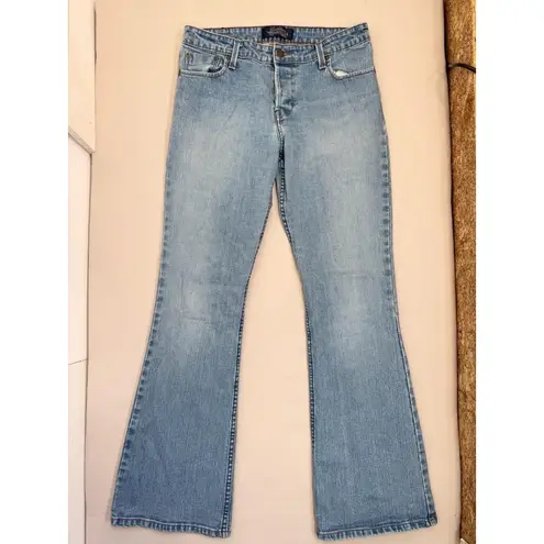 Levi Strauss SIGNATURE Juniors Size 9 Light Blue Denim Low Rise Flare Jeans