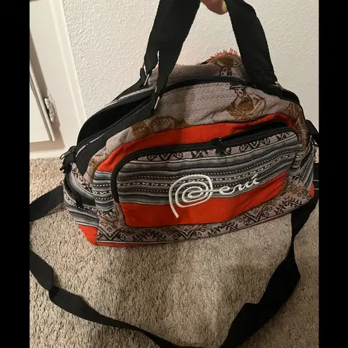 PERUVIAN traveling shoulder bag, poncho pattern