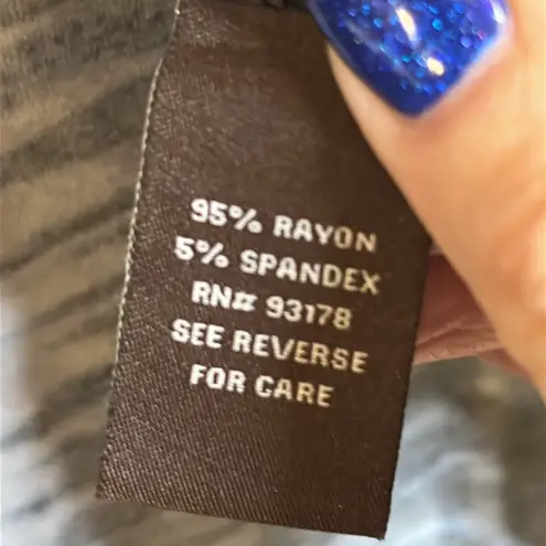 Adrienne Vittadini Dark Tropical Knotted Open Front Vest. Sleeveless