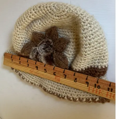 Vintage Bucket Hat Sherpa Crochet Cloche Cream Brown with Faux Fur Flower Accent