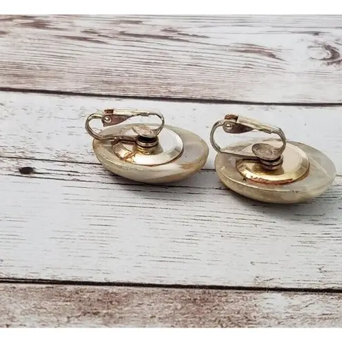 Vintage Clip On Earrings