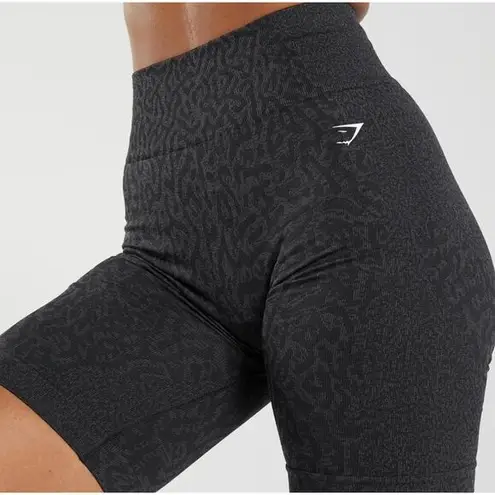 Gymshark  NWOT Black Booty Scrunch Adapt Pattern Seamless Biker Cycling Shorts