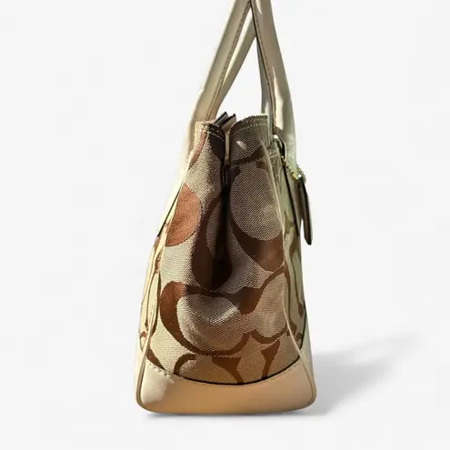 Coach Y2K Hampton Madeline Shoulder Bag