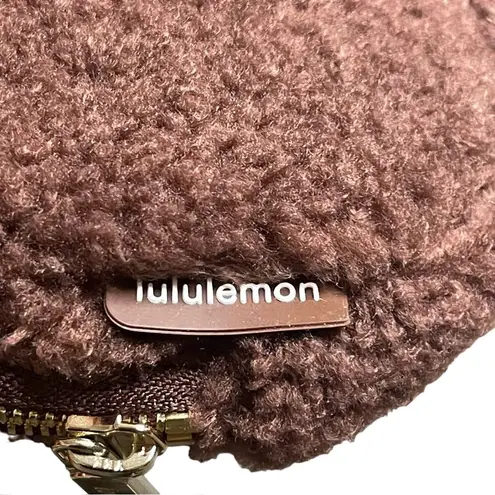 Lululemon  Everywhere Fleece Belt Bag 1L Unisex Brown Detachable Strap NWT