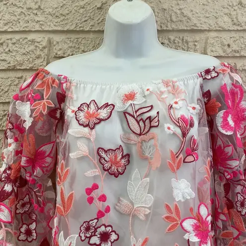 Alexia Admor Floral Embroidered Top