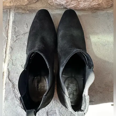 Aquatalia Womens Falco Chelsea Ankle Bootie Suede Heeled Boots