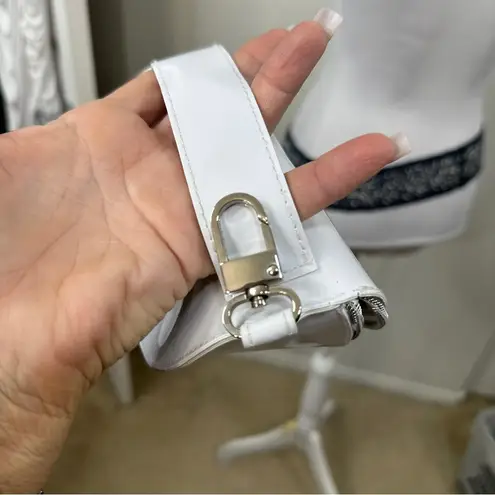 Just Cavalli White w/Silver Sunglass / Eyeglass Vinyl Zipper Case - EUC