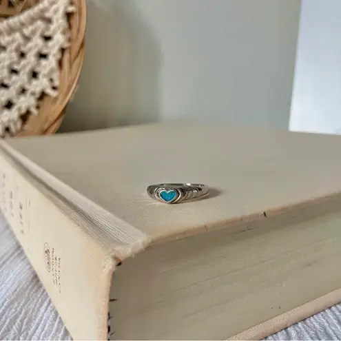 Crushed Turquoise Heart ‘89 Silver Ring Vintage “Jolene” Minimal Western Blue Jewelry