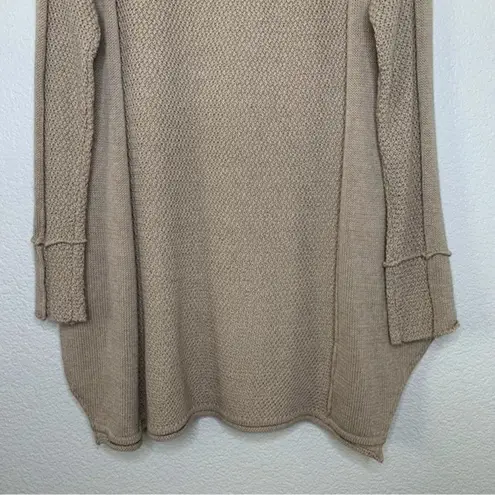 Monoreno NWT Taupe Inside Out Seam Contrast Crochet Long Sleeves Sweater