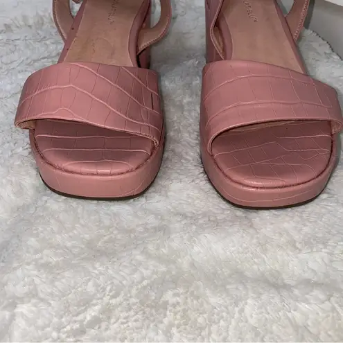 Chocolat Blu Vitoria Dusty Rose Pink Crocodile Ankle Strap Block Heels Size 7