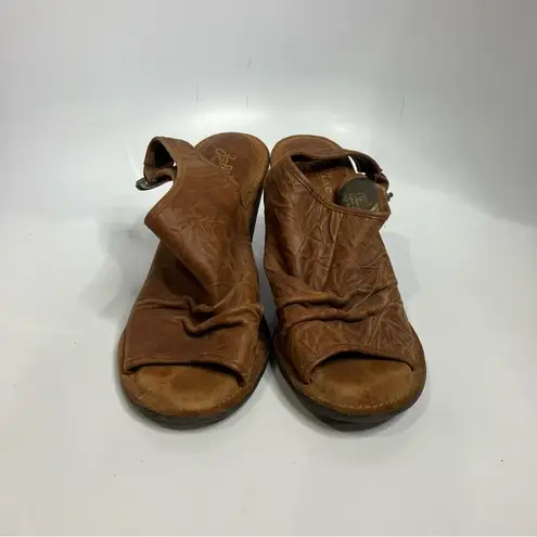 Zodiac Camila sling back heels brown leather size 9.5