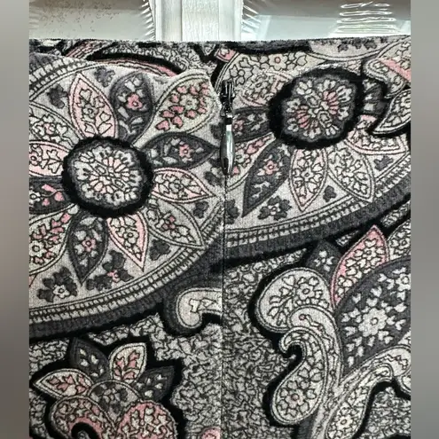 Susan Bristol Vintage Velvet Burnout Black & Pink Paisley Pencil Skirt Size 8 M