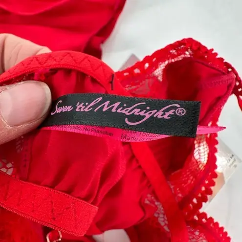 NWT Seven Til Midnight 2