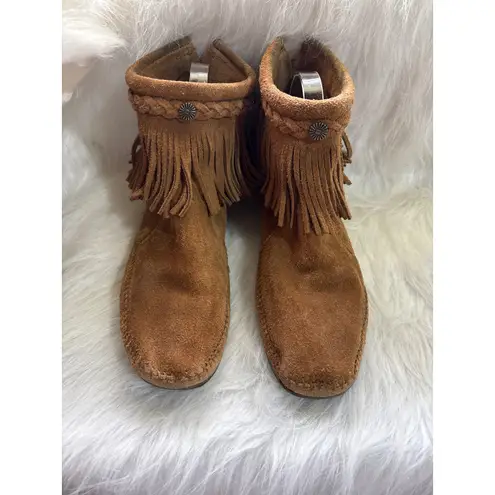 Minnetonka  Womens Moccasin Ankle Bootie Back Zip Fringed Brown Suede Size 9 thumbnail 2
