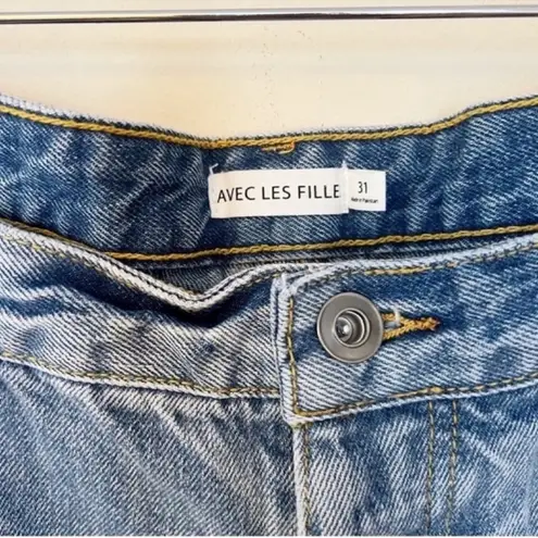 Avec Les Filles Distressed Raw Hem Straight Leg Jeans Size 31 NEW Medium Blue