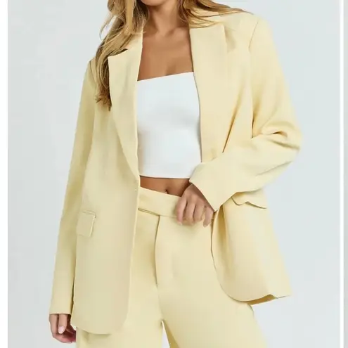 SHOWPO Womens Boxy Single Breasted Selena Blazer in Lemon NWT