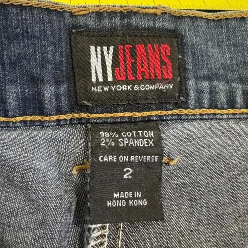 Y2K NY Jeans Size 2 Denim Flare Mid Rise Pocketless Back Jeans Wide Belt Loops