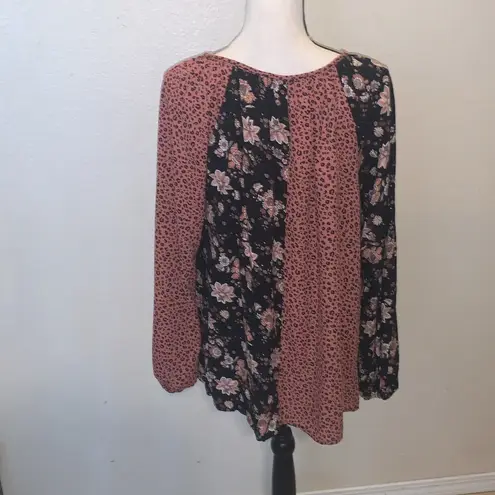Haptics by Holly Harper Mauve Leopard and Floral Color Block Key Hole Top Black Size M