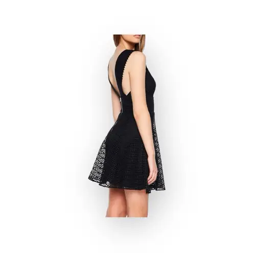 Bardot new ❤︎︎ Deep Plunge Fit n Flare Lace Cocktail Mini Dress ❤︎︎ Black ❤︎︎ M