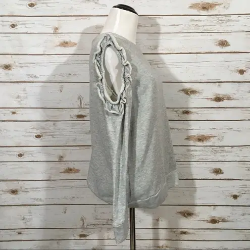 Caslon Ruffle Trim Cold Shoulder Sweatshirt - Gray - Small