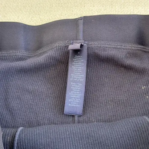 SKIMS Cotton Rib Boxer in Navy Daisy Print, Size Medium