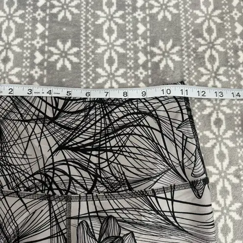 Beyond Yoga Flip It And Reverse It High Waisted Yoga Leggings Gray/Black