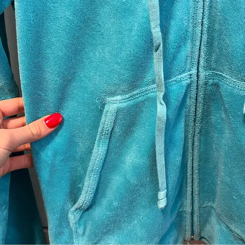 Juicy Couture  Y2K Velour Blue Zip Up