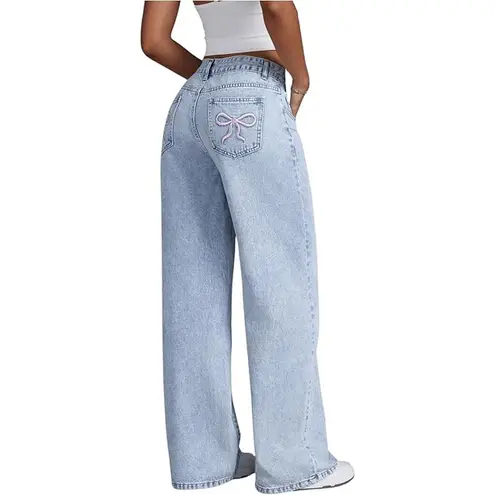 NWOT ~ Light Blue Embroidered Boyfriend Y2K Denim Jeans ~ Women's Size SMALL