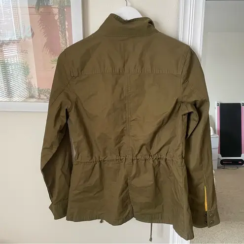 Pact Organic Cotton Woven Field Jacket in Grape Leaf Size Small