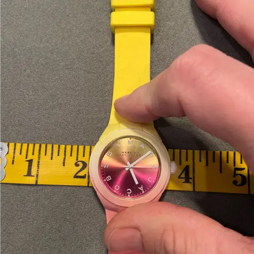 Marc by Marc Jacobs x-up Watch 38mm, water resistant,silicone