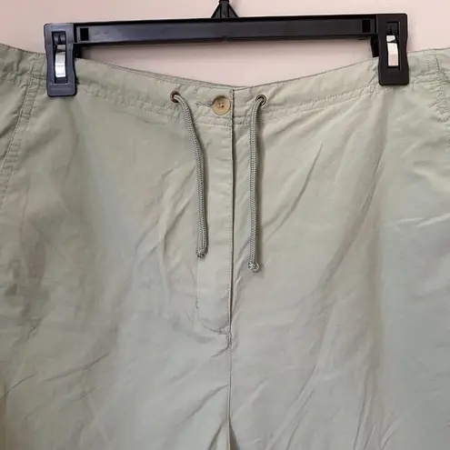 Woolrich Women's 14 Meadow Green Nylon Hiking Shorts Outdoor Walking Lightweight