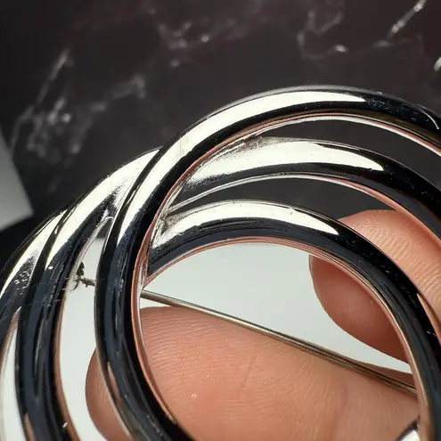 Monet Silver Entwined Loops Silver Tone Brooch Pin Signed Vintage