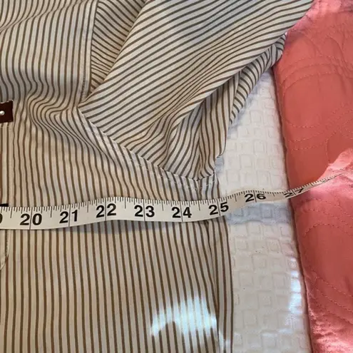 Vintage Infinity Fashion shirt Tiger Appliqué on front, breast pocket & on back Size L