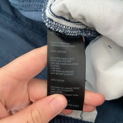 BDG NWOT | ‎ Urban Outfitters women’s mom cut high rise corduroy pants — size 29