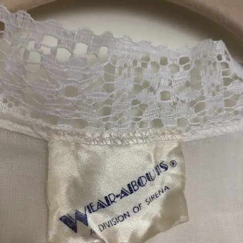 Vintage Robe House Coat White Eyelet Lace Cotton Caftan Women's One Size Size undefined