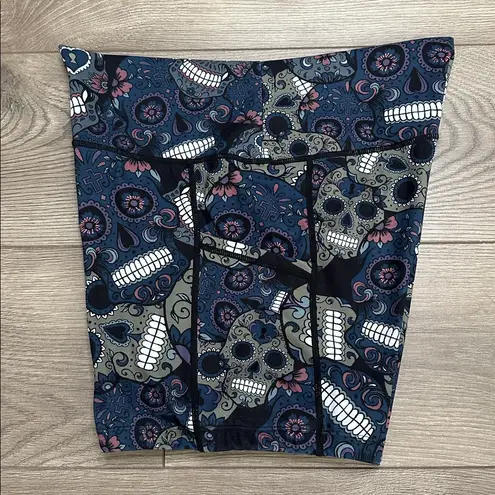 CVG Constantly Varied Gear High Rise Side Pocket Training Shorts Skull Print M Green Size M