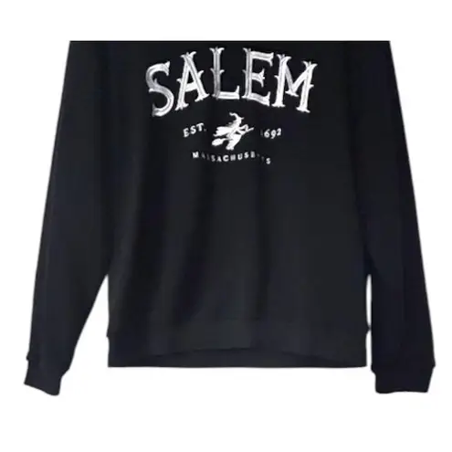 Salem Massachusetts EST 1692 Black Sweatshirt L Witchy Crewneck Sweatshirt Warm Size L