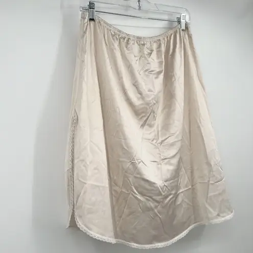 VTG Half Slip Lace Trim Rockabilly Pinup Sexy