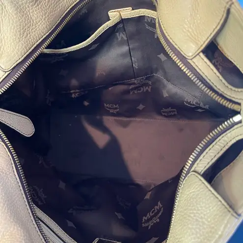 MCM Ivory Leather Shoulder Bag - Preowned