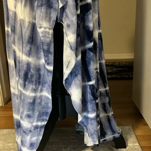 Hot Girl Maxi flowing Blue and White Skirt Size M