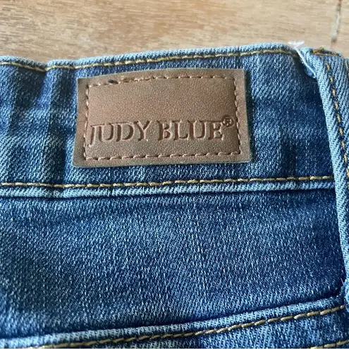 Judy Blue  Cooling Tech High Rise Boyfriend Jeans 28
